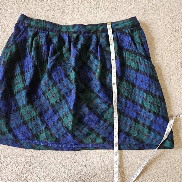 Plaid wool skirt with pockets - Picture 3 of 7